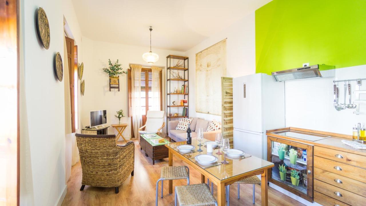 Acogedor Apartamento En Pleno Centro De Sevilla Exterior photo